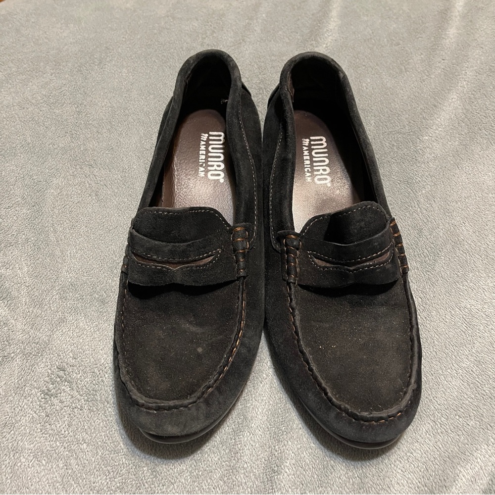 Munro Black Suede Women’s Loafers